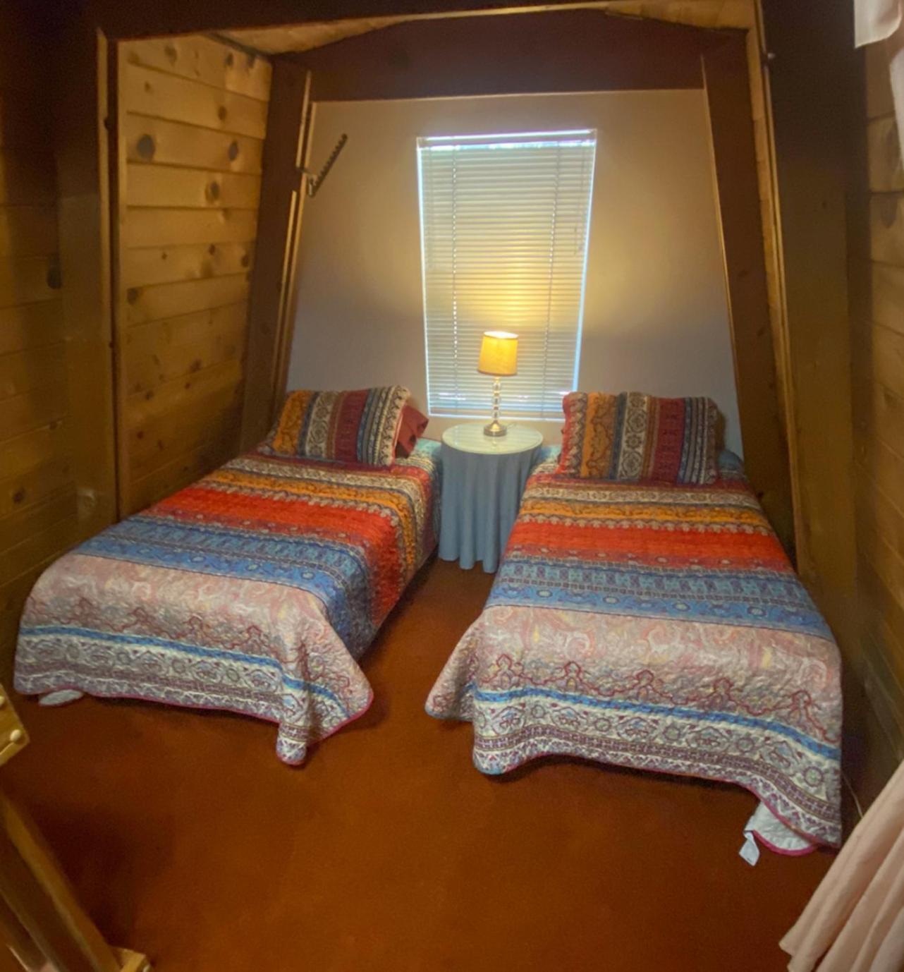 Rustic Cabin 2 - Two Bedroom Forest Lakes Estates Eksteriør billede